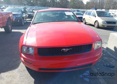 2007 Ford Mustang V6 Deluxe/V6 Premium z USA, uszkodzony, nr VIN 1ZVFT80N975197546